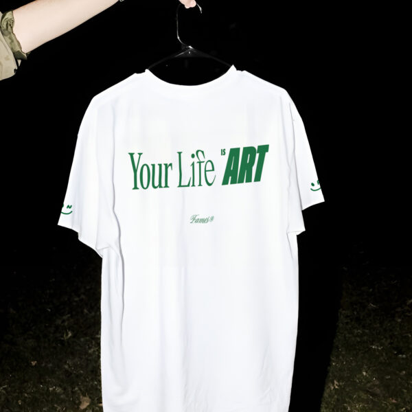 REMERA OVERSIZE YOUR LIFE IS ART (PRE-ORDER)
